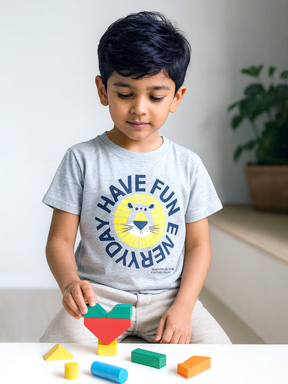 Boys Lion Printed T-Shirt