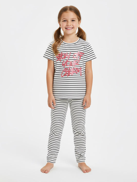 Girls Printed Pyjama Sets