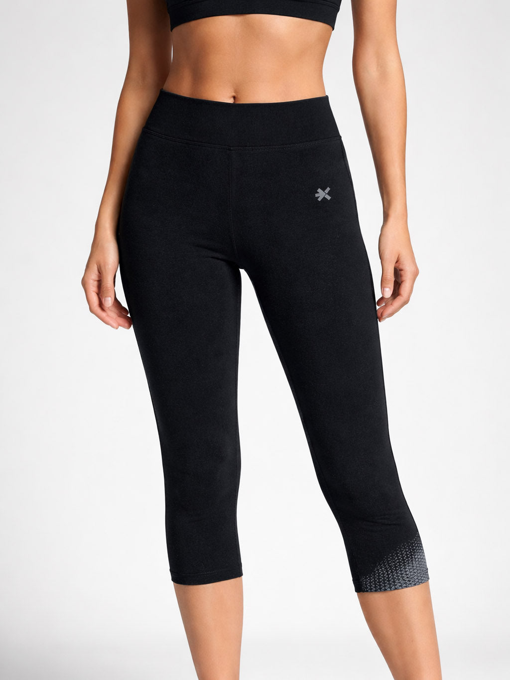 Ladies Stretch Active Wear Black Capri